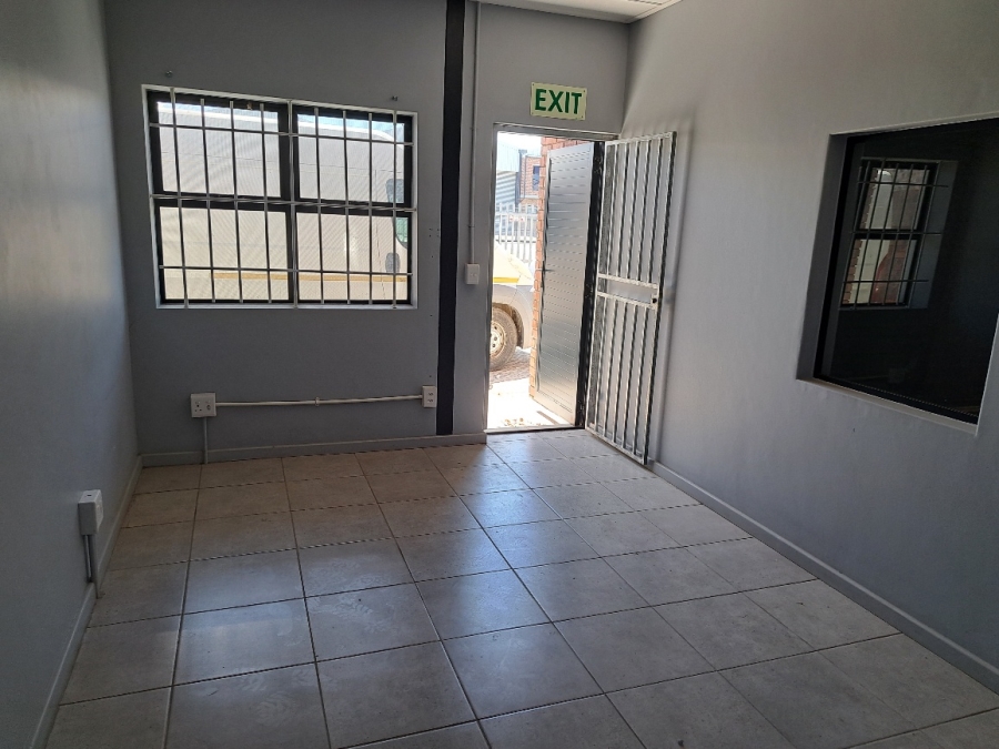 To Let commercial Property for Rent in Fisantekraal Western Cape